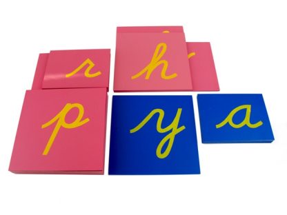 Letras de Lija en Cursiva con Caja de Madera Grande -Material Montessori